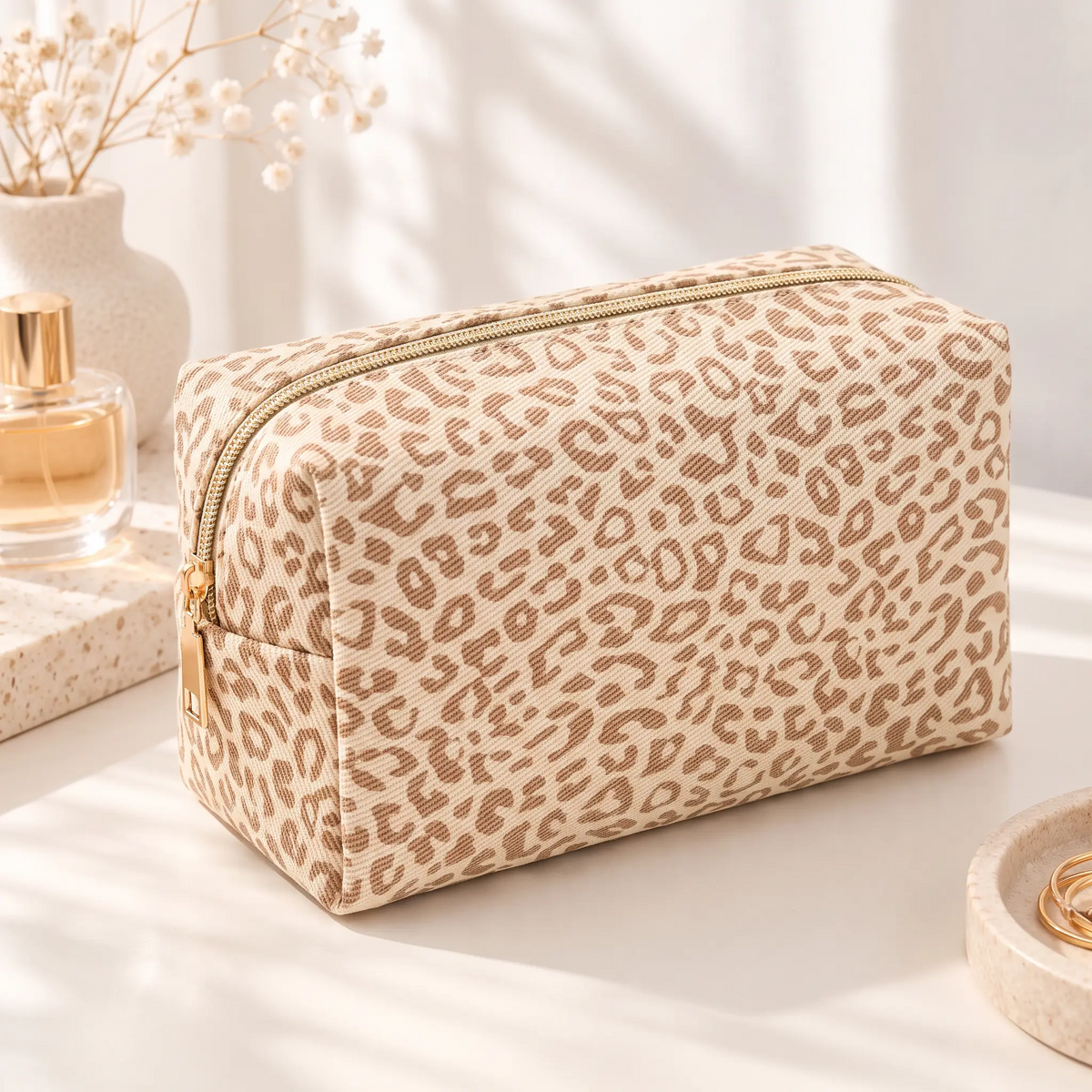 Leopard Beige – ženski neseser